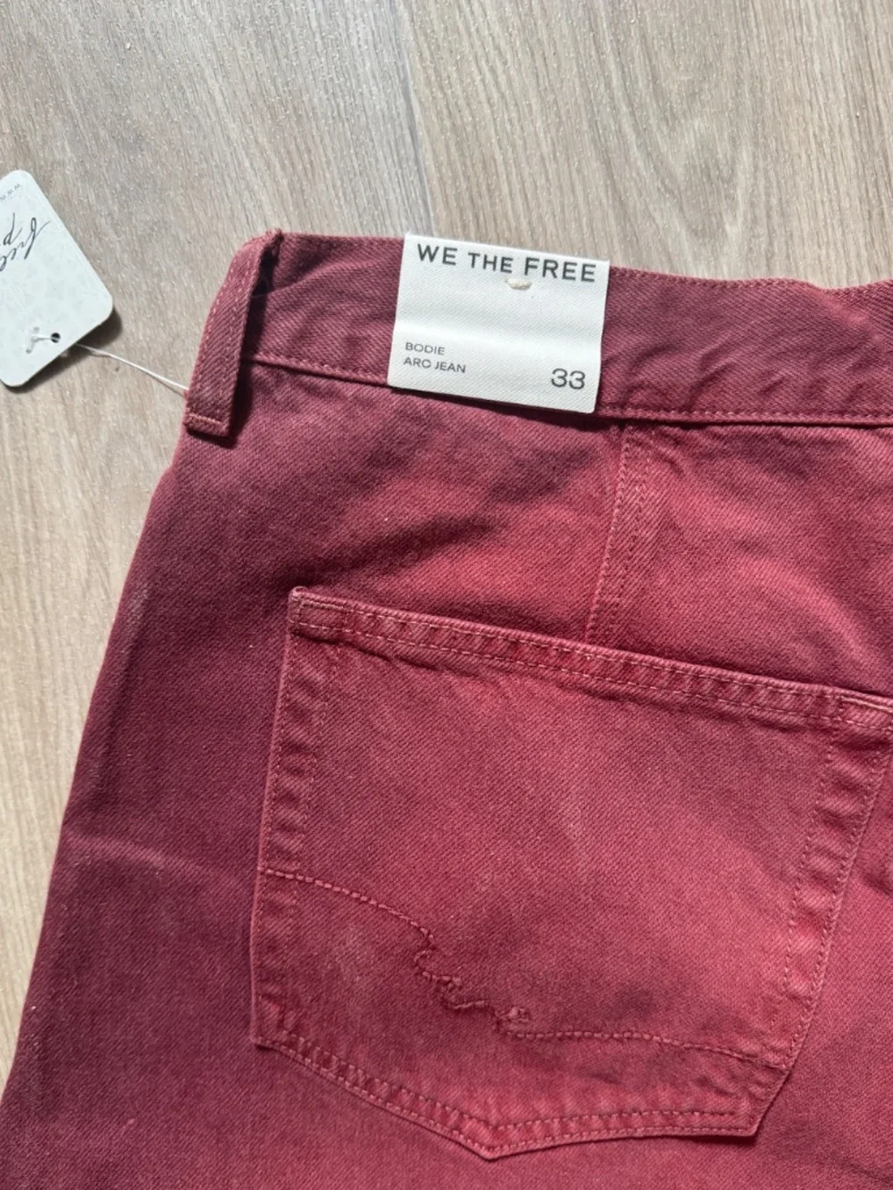 NWT Free People We The Free Bodie Arc Jeans, Size 33 Short/US 16